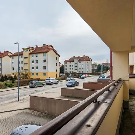Spacious Family With 3 Bedrooms In By Renters * גדנסק