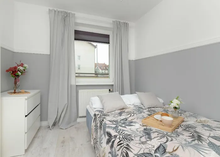 Appartement Spacious Family With 3 Bedrooms In By Renters