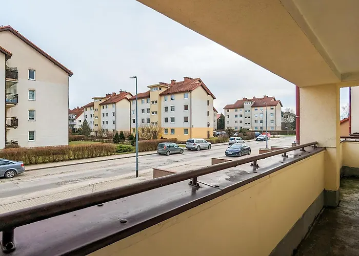 Spacious Family With 3 Bedrooms In By Renters شقة غدانسك