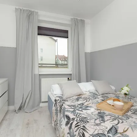 Lägenhet Spacious Family With 3 Bedrooms In By Renters